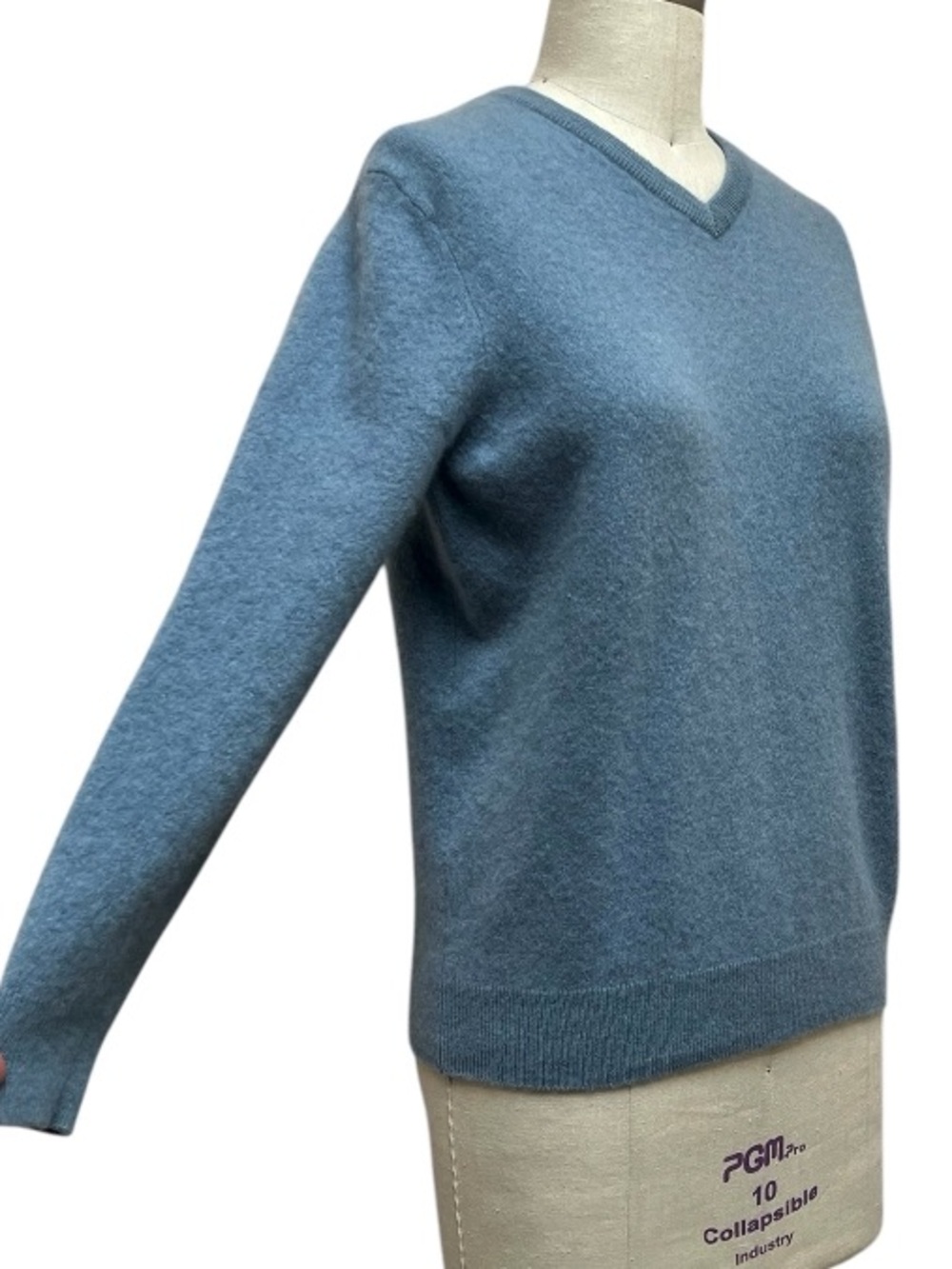 Nordstrom 100% Cashmere V-Neck Sweater Blue Size L - Picture 4 of 7